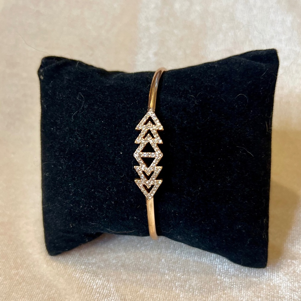 Stella and Dot triangle motif bracelet.